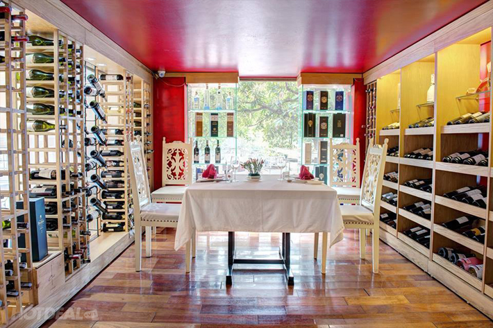 Nhà Hàng Tôm Hùm 168 Nguyễn Khánh Toàn